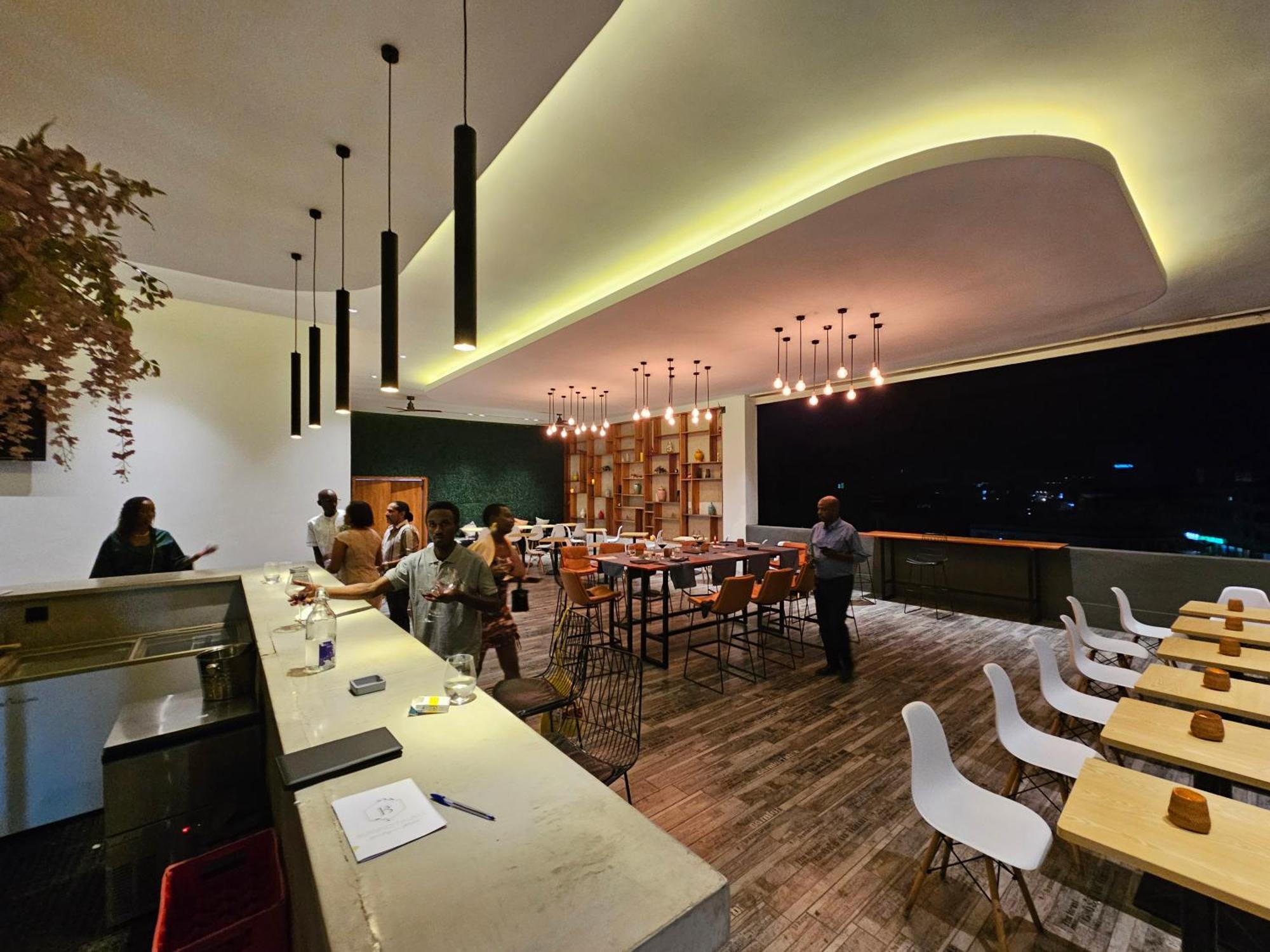 Burundi Palace Boutique Hotel Bujumbura Buitenkant foto